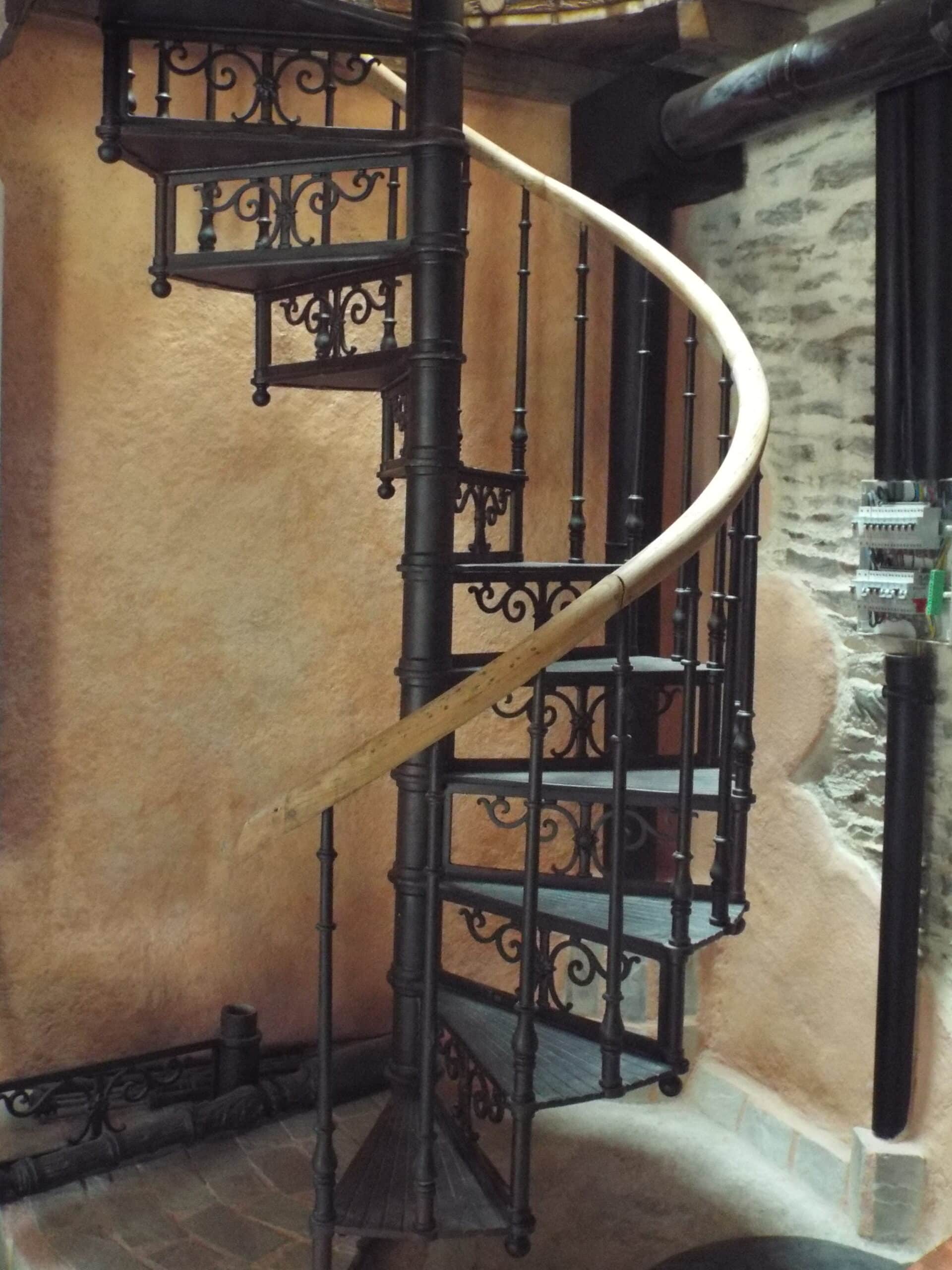 escalier fonte